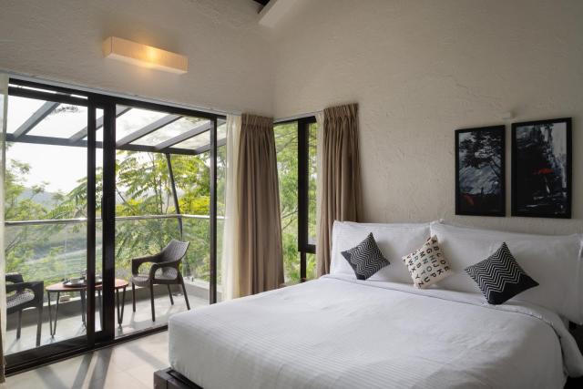 Tea Terrain Resorts & Spa