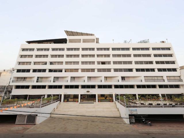 Palette Hotel Surya by CheckIn, Vadodara
