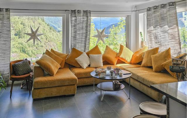 Wunderschönes Zuhause In Førde