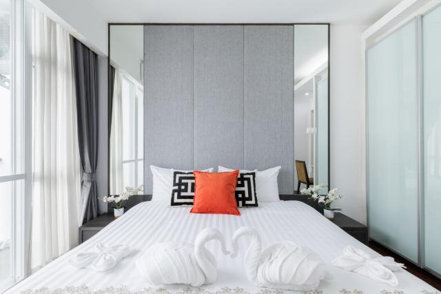 Shine Sukhumvit 43 Aparthotel Phrompong