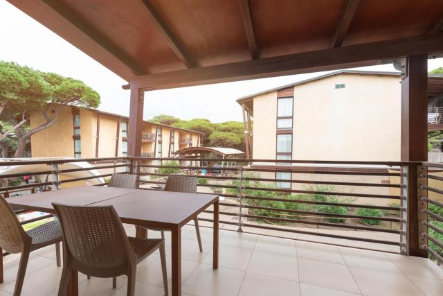 Canado Family Hotel