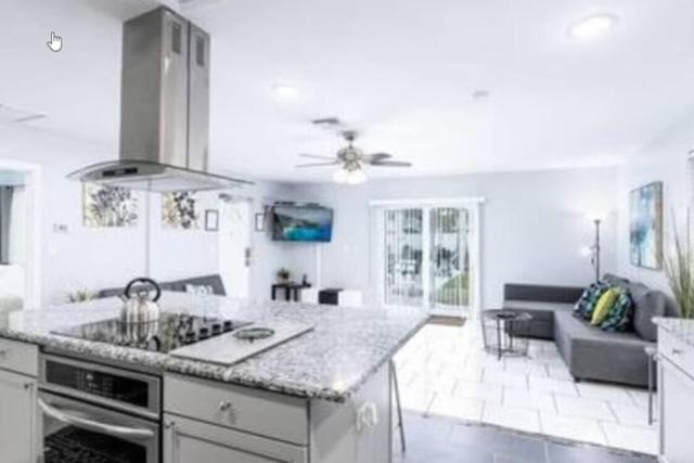 Cozy Getaway with Pool and Putting Green Unit 2