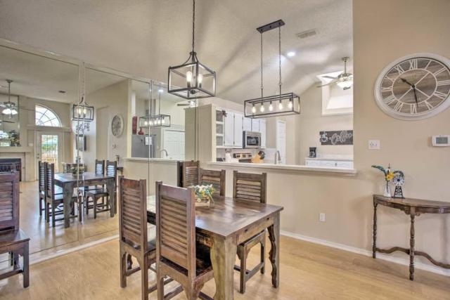 Heart of Rowlett - 3 BD 2BA Cozy Getaway w Patio