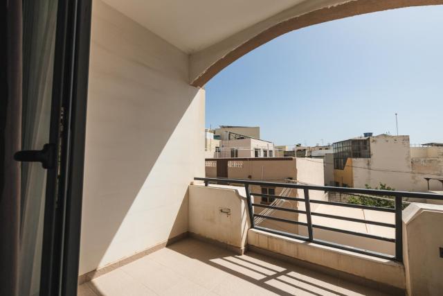 Spacious 2 bedroom apartment