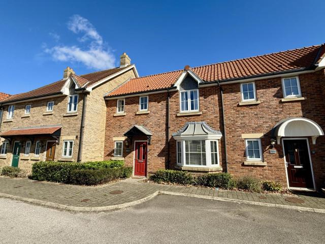 Arthurs Retreat - Part of the The Bay Filey Holiday Village with pool, gym and direct beach access, pub, restaurant, tennis and meadows walks