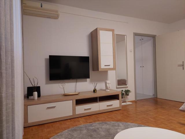Apartman Aleja