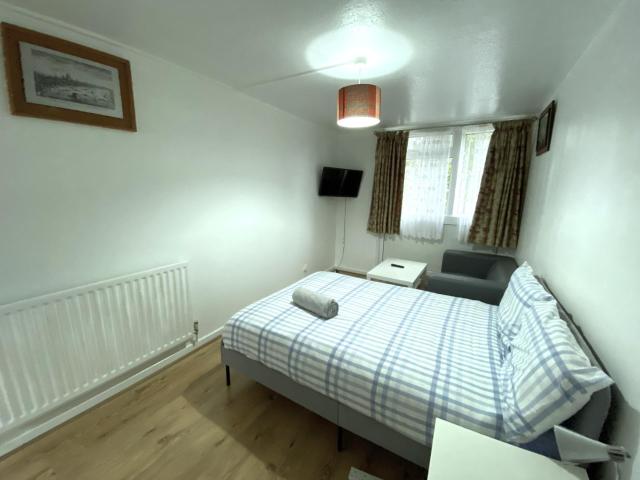 Laret Guest House