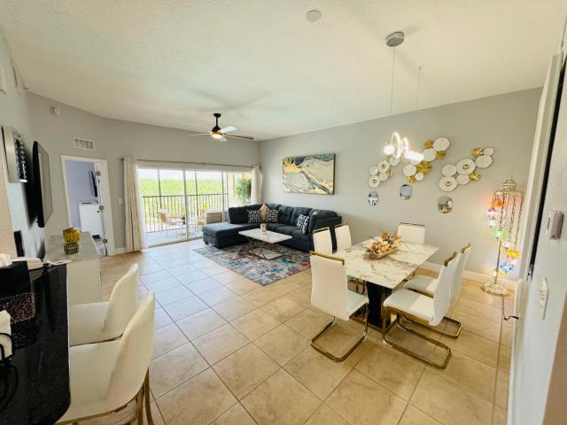 Luxurious & Epic Condo in heart of Orlando