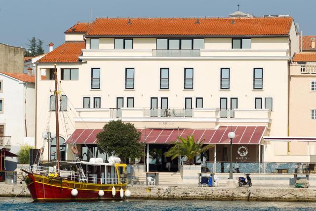Hotel Marina