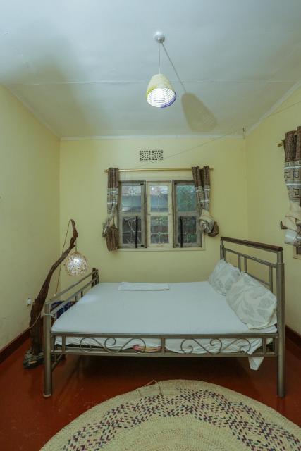 Janibichi Adventures hostel