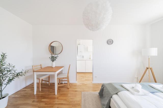 New renovated apartment at Hauptbahnhof
