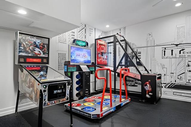 Windsor Hills 4BR Villa | Private Pool + Game Room