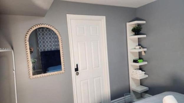 Private Greece inspired guest suite in Erindale