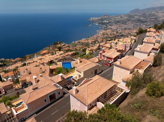 Luxury two bedroom Palheiro Village by Holiday Rental Madeira