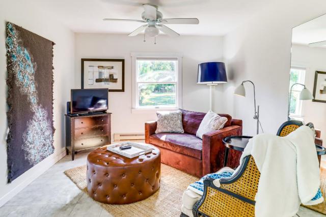 Walk to Beach: Pet-Friendly Gem in Scotland!