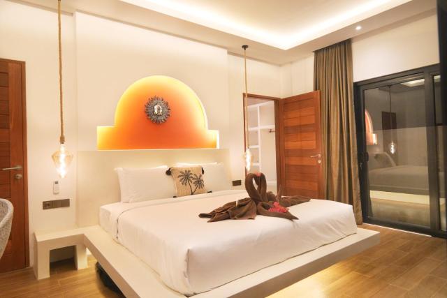 Kamalie Bali Villa 4 élégant rooms, rice Fields ,Ocean , Pool, jacuzzi, Rooftop and Staff to take care of you