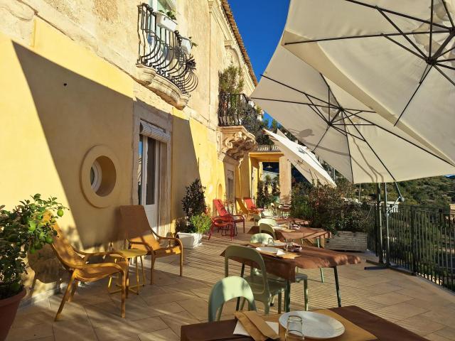 Terra del Sole Ibla - Panoramic B&B