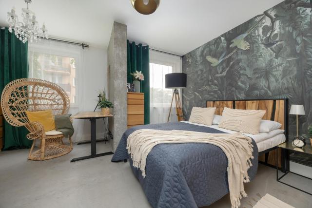 Rustic Magic Two-Storey Apartment with Garden by Noclegi Renters