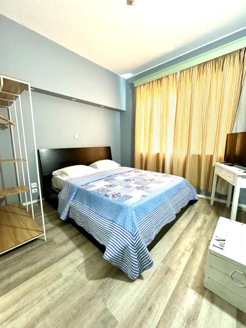 Hostel Monaco