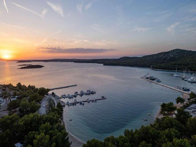PET friendly mobile home FJAKA - Oaza Mira Camping Croatia