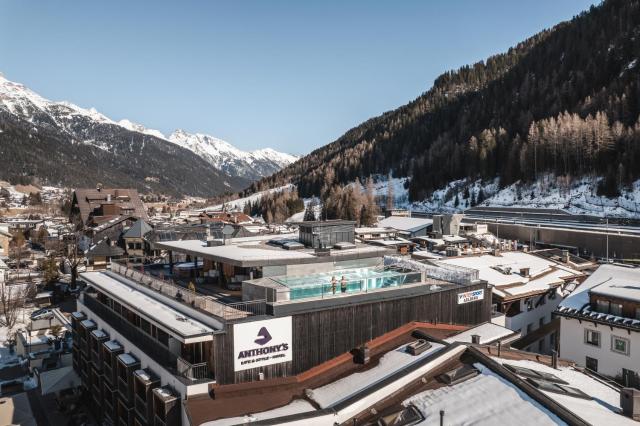 Anthony's Life & Style Hotel
