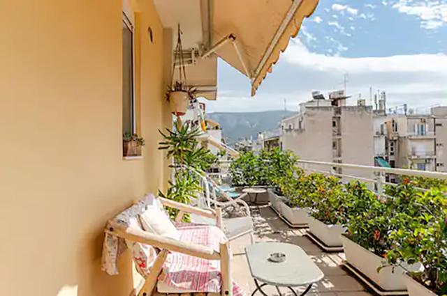 Skyview Penthouse / Central Athens