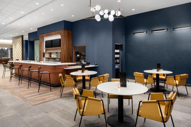 Courtyard by Marriott Lansing Downtown