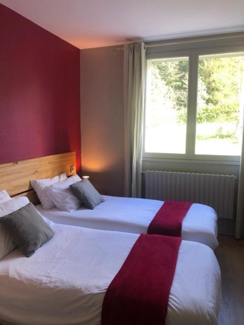 CONTACT HOTEL LE BOIS SAUVAGE