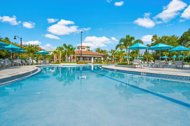 Gorgeous Townhome w FREE Resort Access