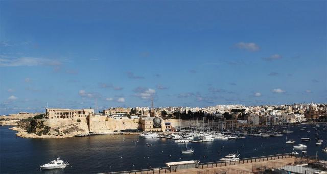 Mariette - Large Terrace - Grand Harbour View
