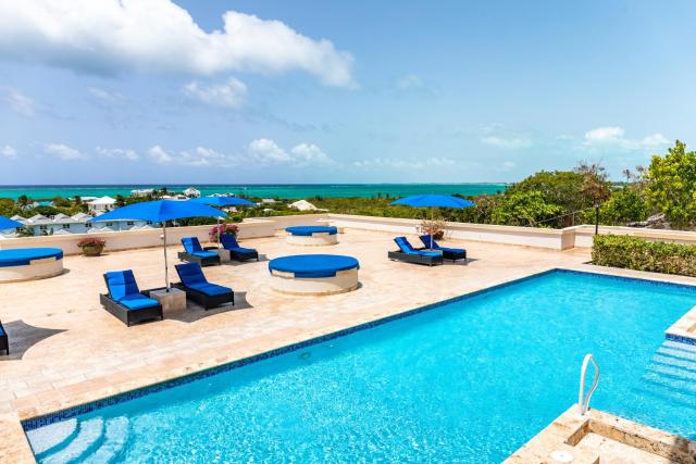 Hidden Haven I - Studio for 4 Near Beach