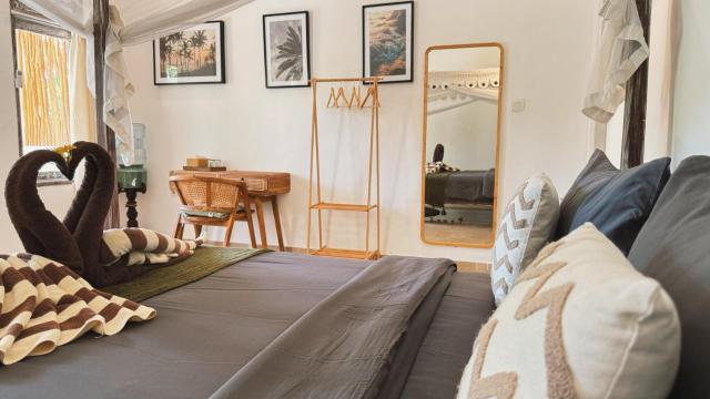 Adi's Bungalow