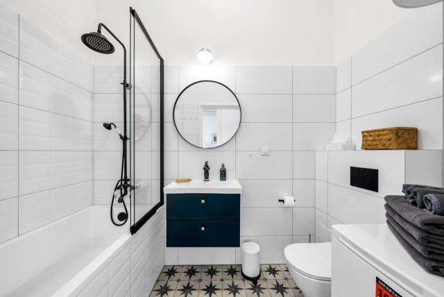 Stara Praga Apartment - Top Location, Balcony - by Rentujemy