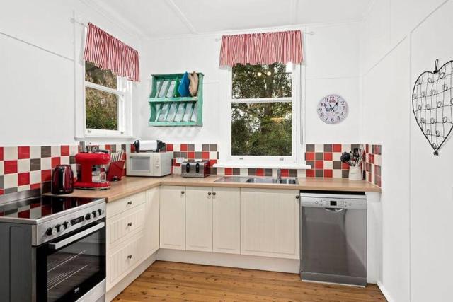 Historic Corinda Cottage