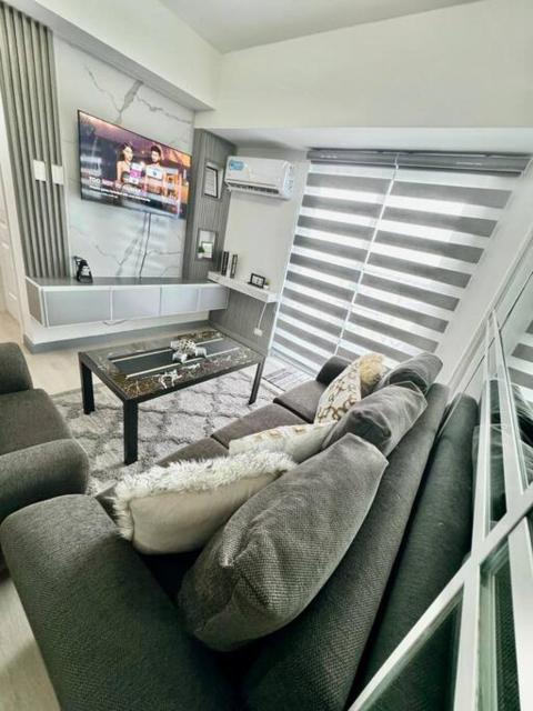 2BR Mountain View Cabin - The Bali Corner at Azure North