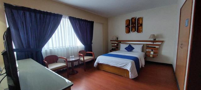 Blue Star Hotel