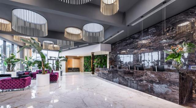 Grand Hotel Adriatic II