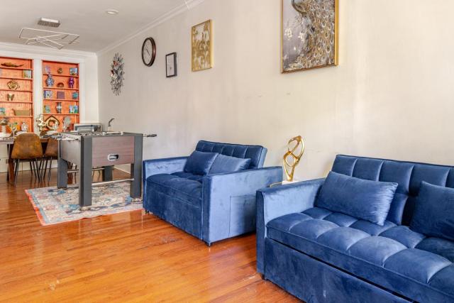 Elegant 4BR & 4BA House in DC