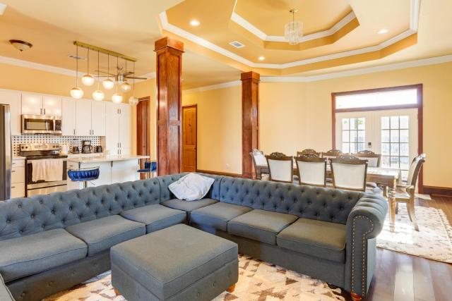 Easy Dtwn NOLA Commute! Elegant Home w/ Yard