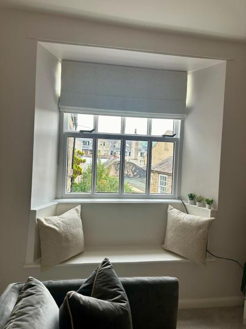 Castle View Apartments - The Hideout