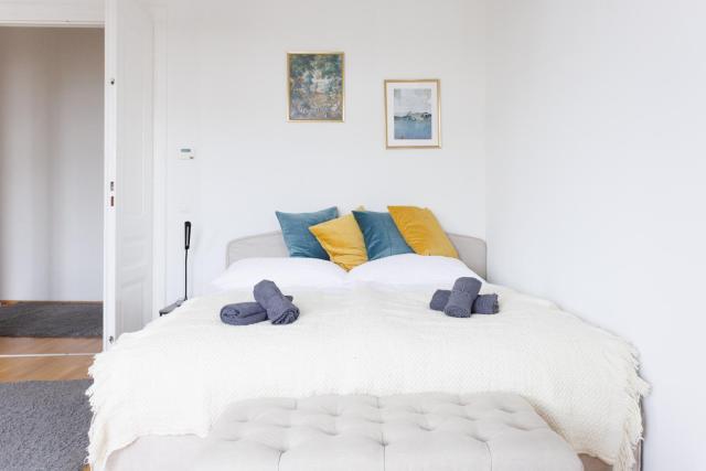 Cozy City Center Apartment