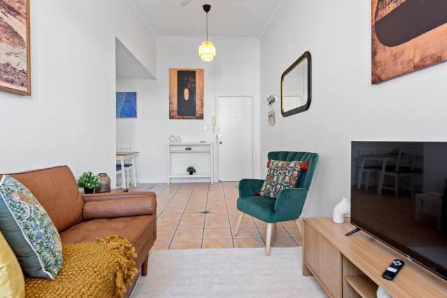 New Farm Nest- 2Bed 1Bath Balcony