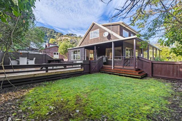 Aroha at Tata - Golden Bay Holiday Home