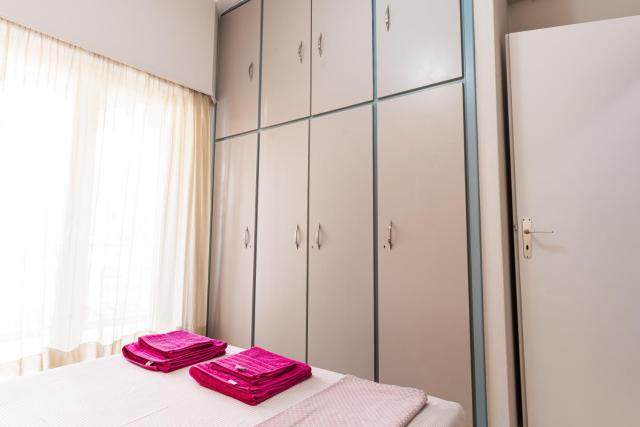 Alimos Apartment