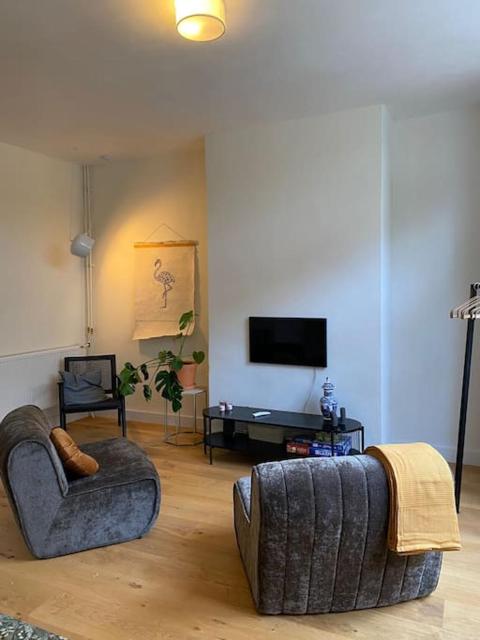 Sfeervol appartement met patio in het centrum