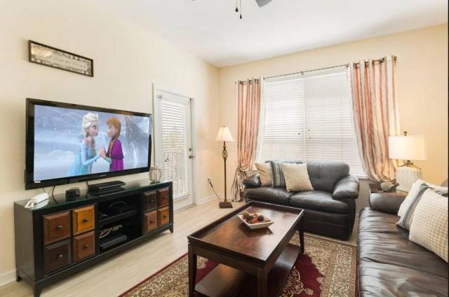 Windsor Hills Getaway: Condo with Water Park