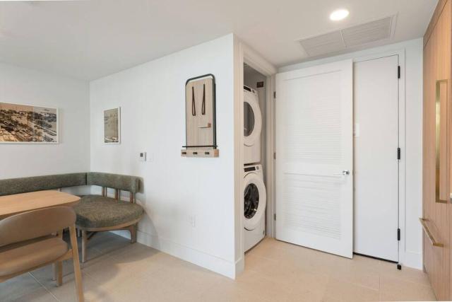 601 Residences High Floor 1BR Downtown Miami