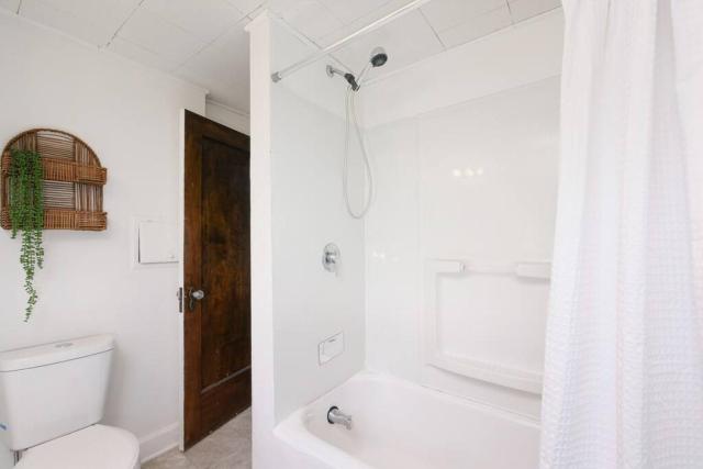 Cozy & Convenient Getaway 3BD 2BA Dog Friendly