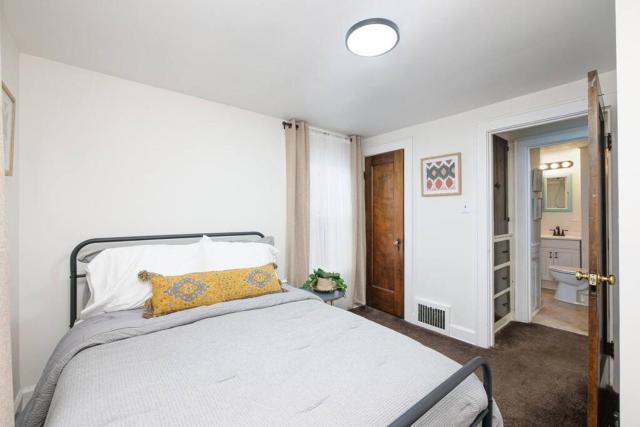 Cozy & Convenient Getaway 3BD 2BA Dog Friendly