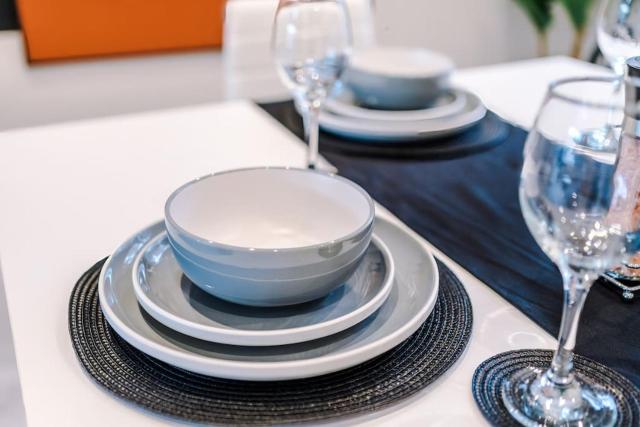 Stylish 3BDR House By Vista Stays Short Lets & Serviced Accommodation Manchester With Free Parking, Pool Table and PS4
